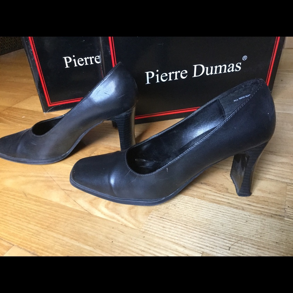 SHOES - Picture 5 of 5